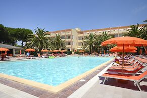 Hotel Oasis