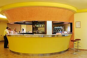 Hotel Oasis