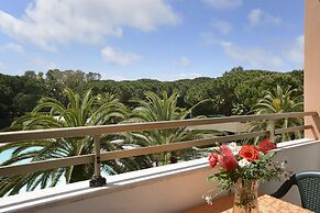 Hotel Oasis
