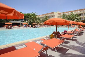 Hotel Oasis