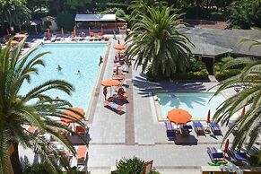 Hotel Oasis
