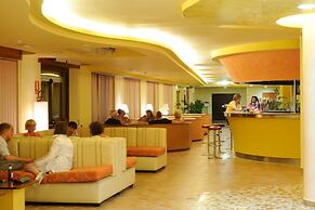 Hotel Oasis