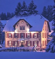 Hotel zum Kreuz St Peter