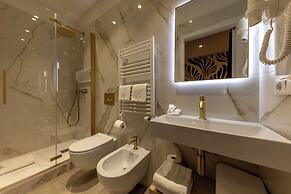 Maxim Axial