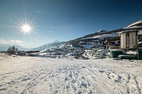 TH Sestriere - Olympic Village