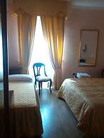 Sant'Agostino Guest Rooms