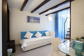 Sorrento Flats