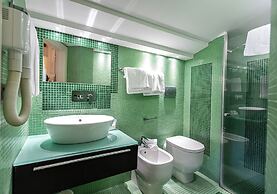 Blurooms