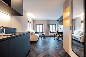 Schwarzer Adler - Concept Living