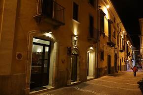 Stella CasaBono (B&B)