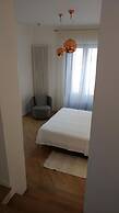Stella CasaBono (B&B)