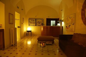 Stella CasaBono (B&B)