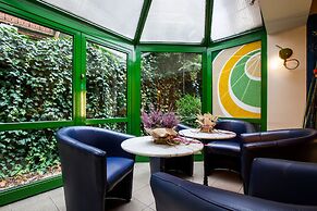 Jordan Guest Rooms