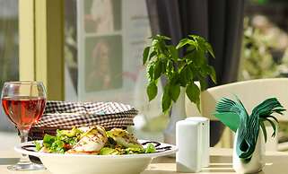 Faros Villa small hotel & restaurant
