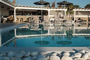 Faros Villa small hotel & restaurant