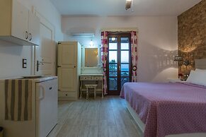 Faros Villa small hotel & restaurant