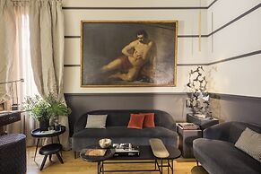 Crossing Condotti