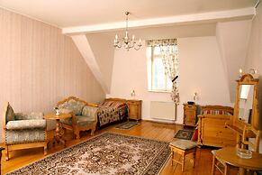 Hotel Heluan