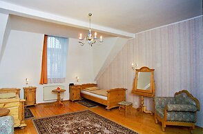 Hotel Heluan
