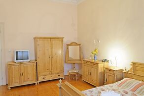 Hotel Heluan
