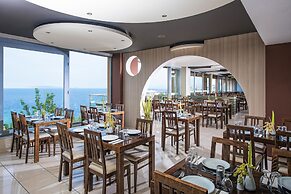 Blue Bay Resort Hotel