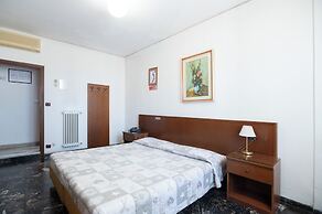HOTEL VENCA'
