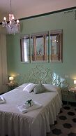 La Mimosa Bed and Breakfast