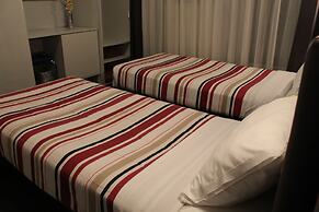 Yasha Hotel