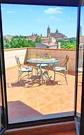 Hotel Ele Puente Romano