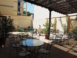 Hotel Ele Puente Romano
