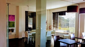 Hotel Sandalia