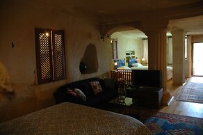 Elkep Evi Cave Hotel