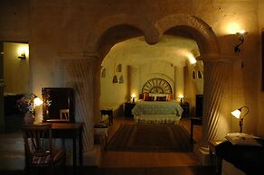 Elkep Evi Cave Hotel