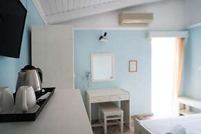 Summery Hotel