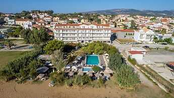 Summery Hotel