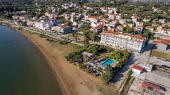 Summery Hotel