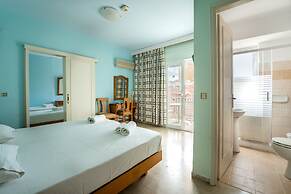 Summery Hotel