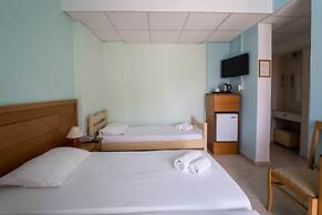Summery Hotel