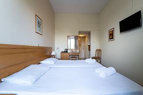 Summery Hotel