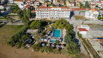 Summery Hotel