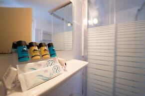 Summery Hotel