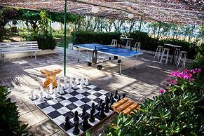 Summery Hotel