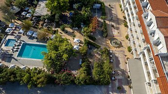Summery Hotel