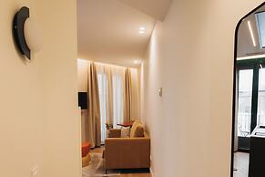 Blume Cruz Suites
