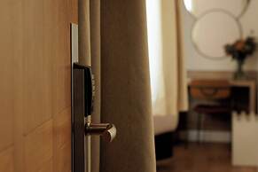 Blume Cruz Suites