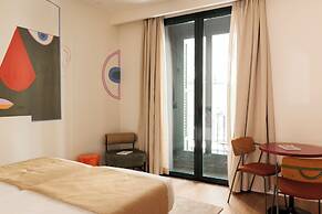 Blume Cruz Suites