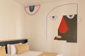 Blume Cruz Suites