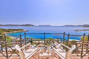 Hera Hotel