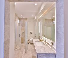 Hera Hotel