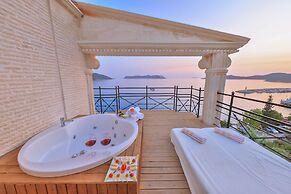 Hera Hotel